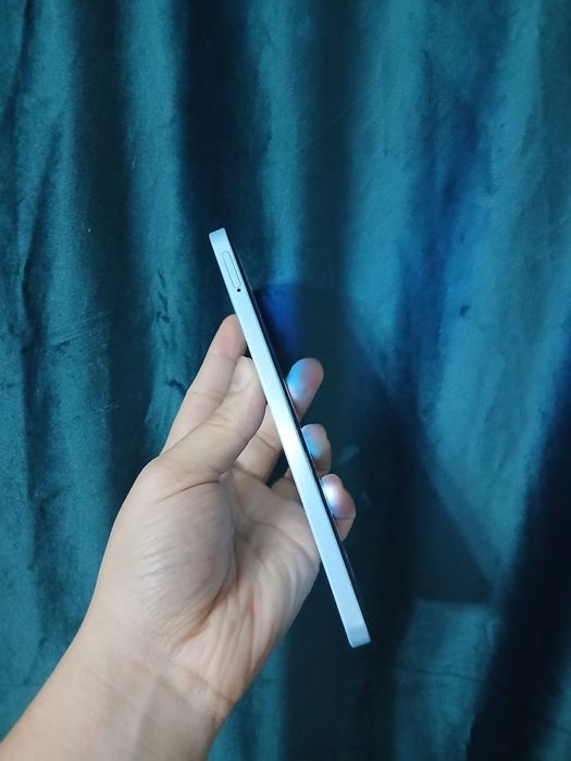 В продаже Realmi Note 50.