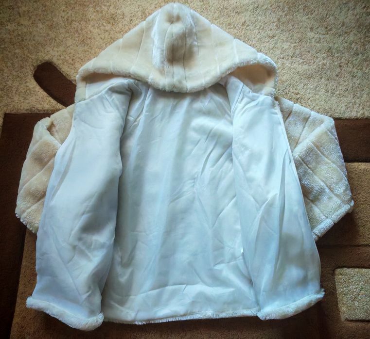 Geaca blană vârsta 11-12 ani purta o dată