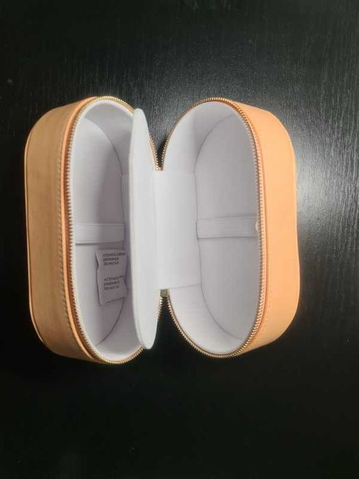 Trusa piele ochelari de soare Linda Farrow