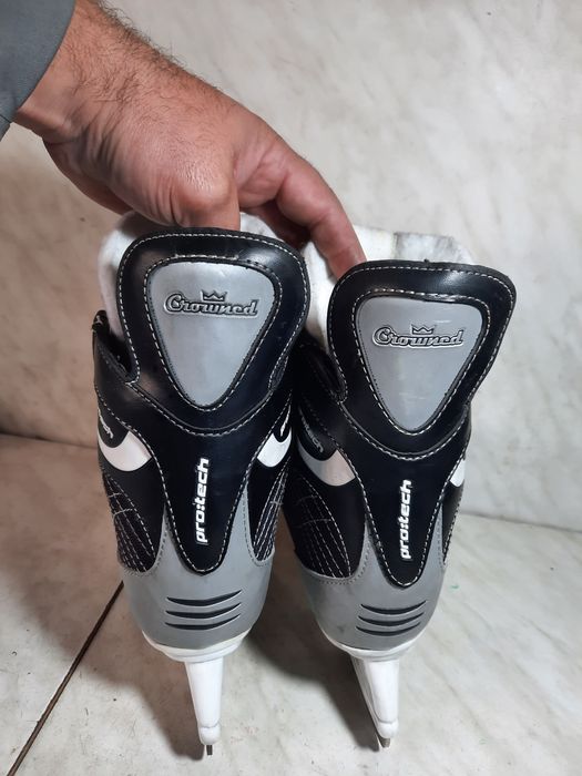 Patine hochei hochey 622 Crowned marime 36-37  (23,5  cm) impecabile
