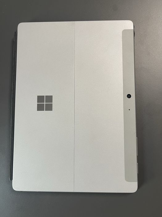 Microsoft Surface Go