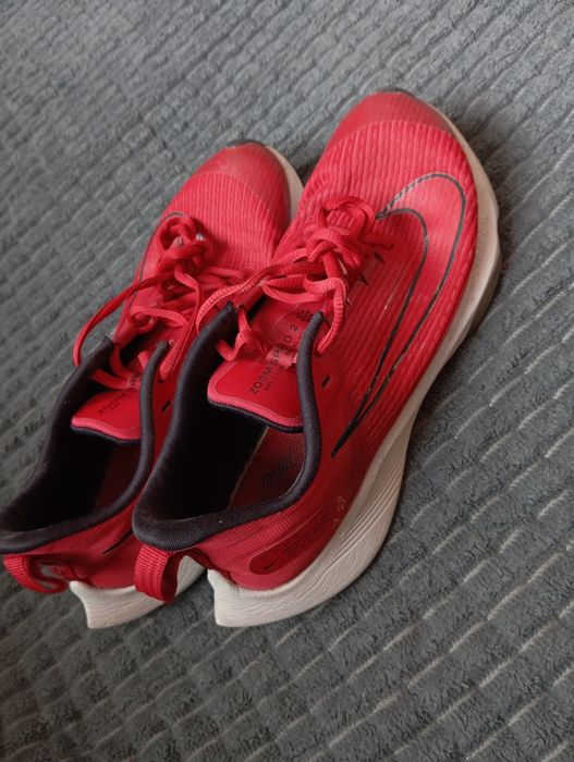 Кроссовки Найк оригинальные