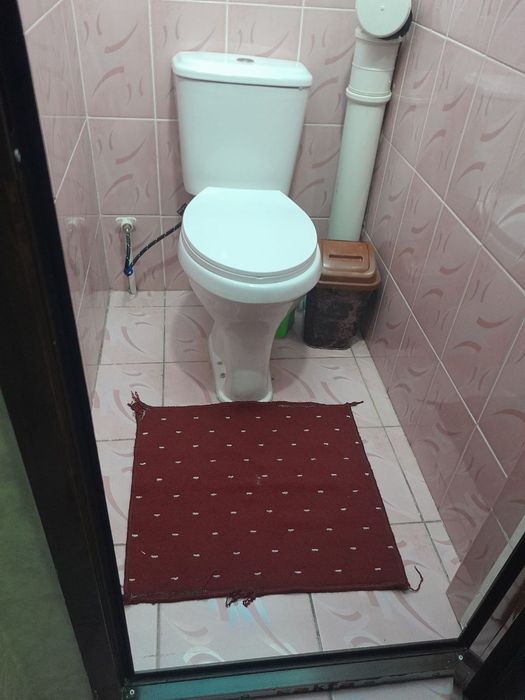 Dom sotiladi sirojno