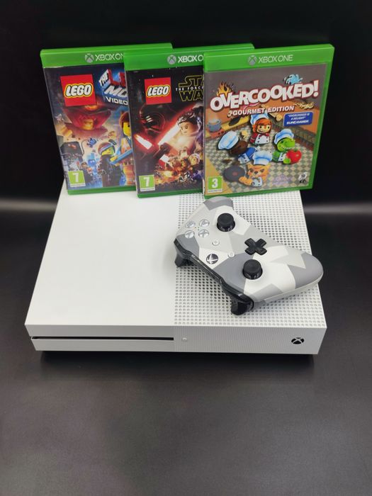 Xbox one S (3 jocuri fizice la alegere ) !