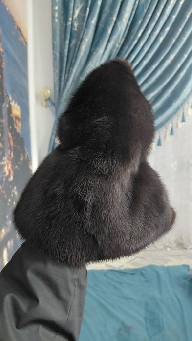 Таза норка әйелдерге арналған шапка құлақшын