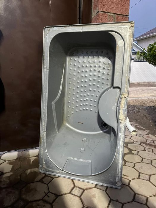 Ванна продам пласмасовые