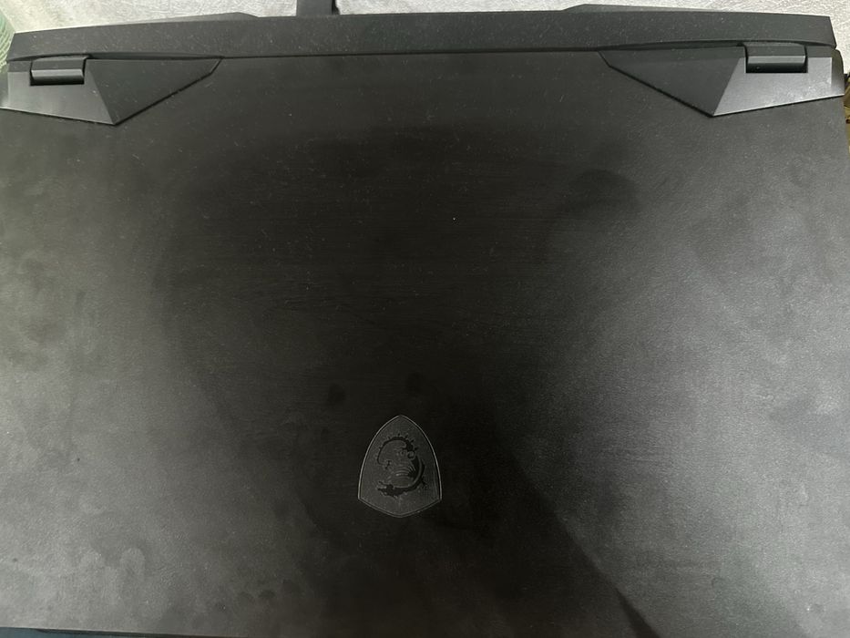 Ноутбук MSI Vector rtx3080 экран 360hz