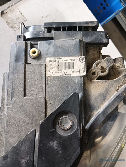 Far Xenon Stanga Fata Volkswagen Passat (3C2) [ 2005 - 2010 ] Oem 3C09