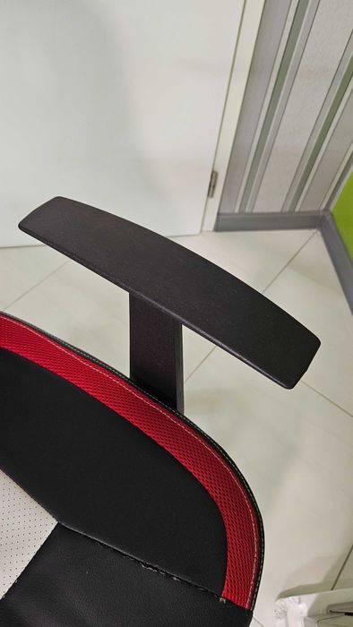 Детски офис стол / Геймърски стол 127 см