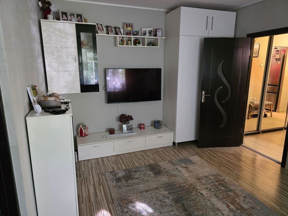 Apartament 3 camere  Podu Ros