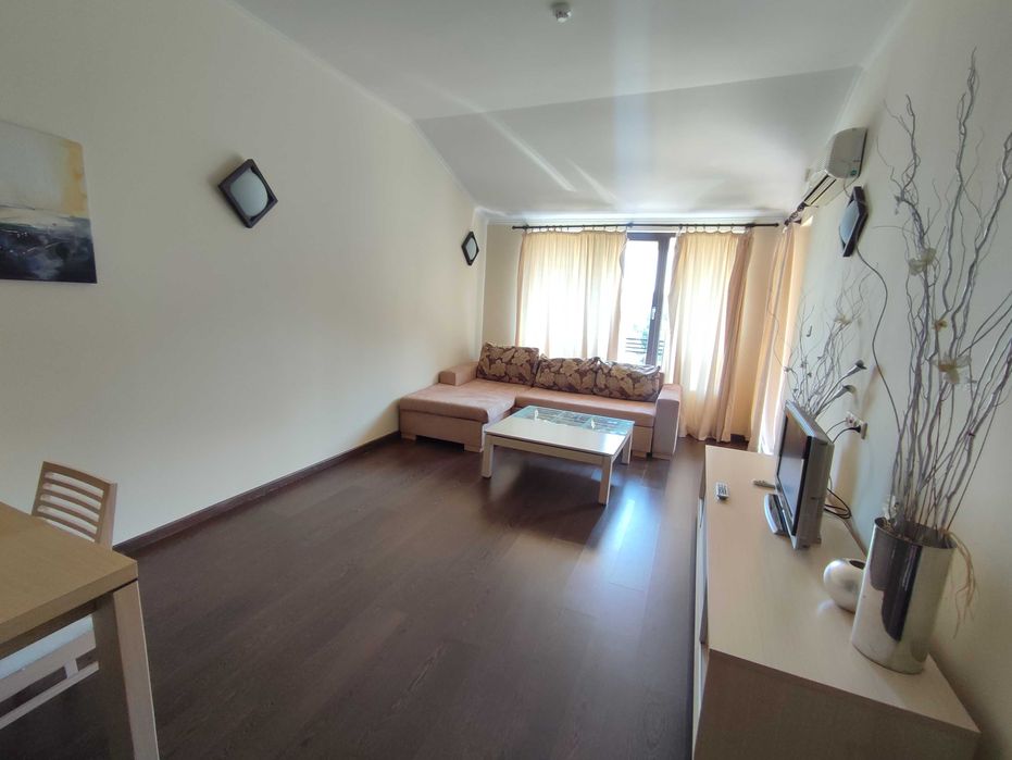 Продава се Двустаен апартамент в к.к. Златни пясъци - 63 кв.м за 1262 €/кв.м - Снимка #1