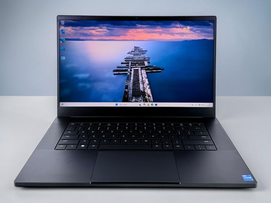 Razer Blade 15.6" 2.5K QHD 240Hz Intel Core i7-12800H 16GB DDR5 1TB SSD RTX 3070Ti Геймърски лаптоп
