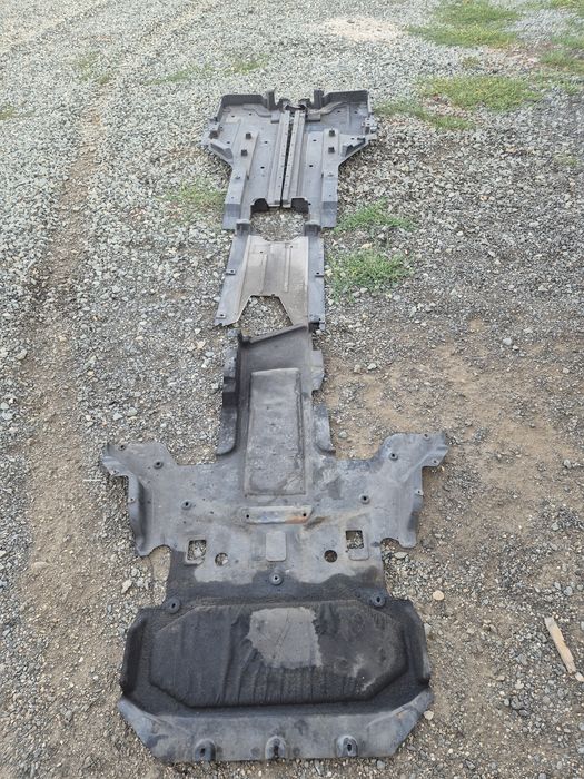 Scut motor/Scut cutie/Scuturi Range Rover Velar 2017-2024 2.0/3.0 Diesel