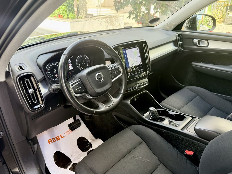 Volvo XC40 2.0d Cutie Automata 8+1 ! Garantie 12 Luni