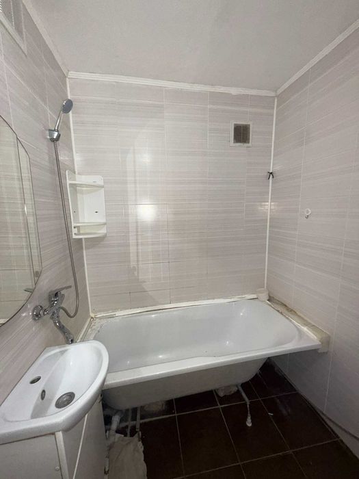 Продам 3х комн кв Сазда