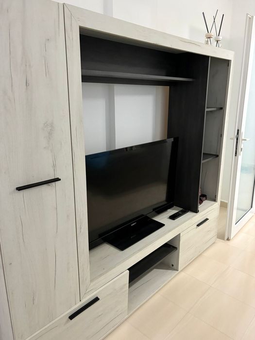 Închiriez apartament la 3 min de plajă
