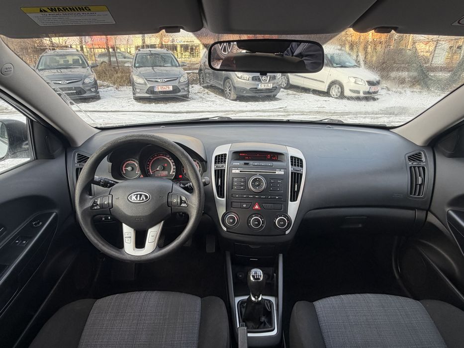 Kia Ceed 2012, 1.6crdi, RAR facut, istoric service, rate si garantie!