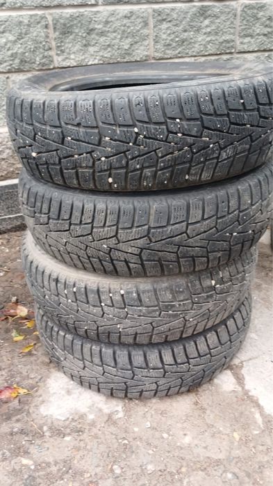 Продам шины зимние