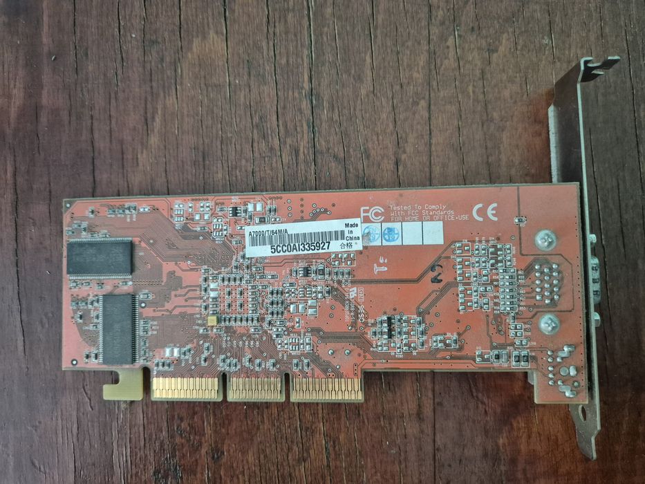 ASUS Radeon 7000 (A7000-A171)