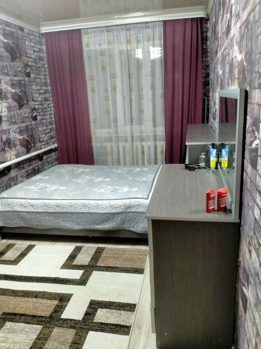 Продаётся дом, двух этажный района Хутор.