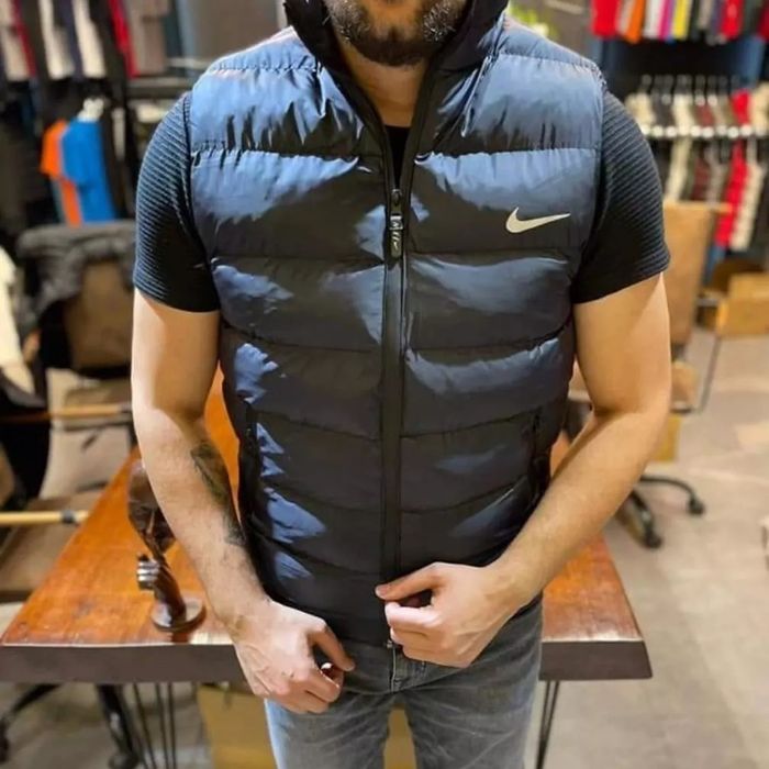 Елеци  Nike, Boss