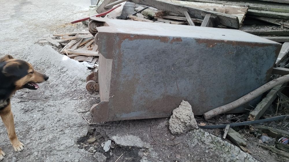 Продам советский сейф огнестойкий