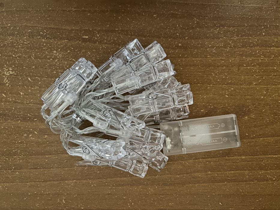 Ghirlandă luminoasă LED Actuel – 20 LED-uri cu cleme pentru poze