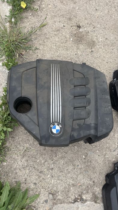 Декоративна кора двигател BMW