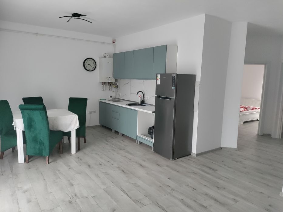 Vând apartamente,zona Uzina de apă!