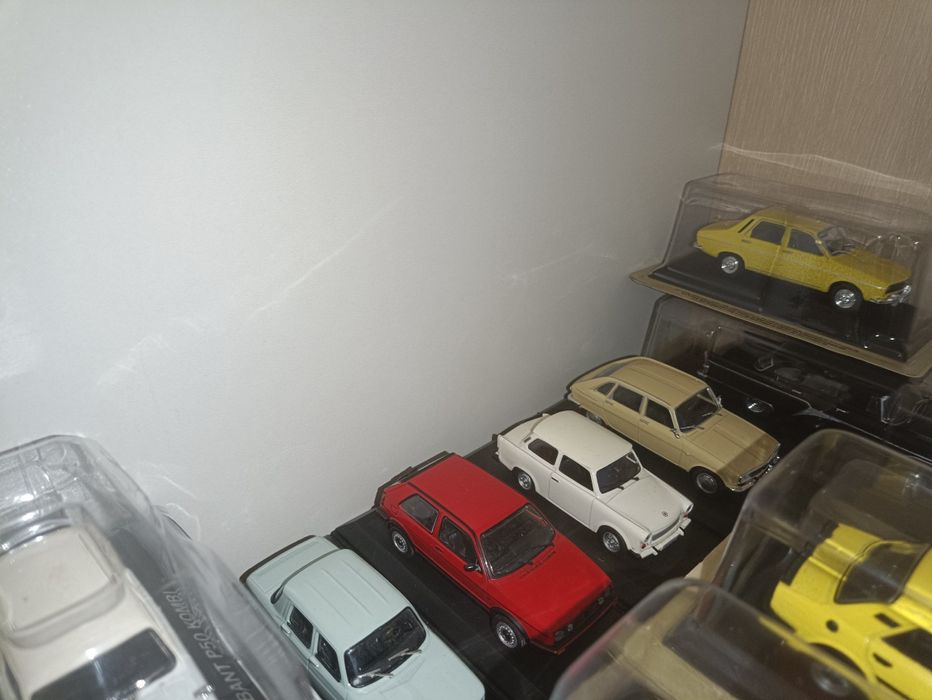 Легендарни автомобили колекция