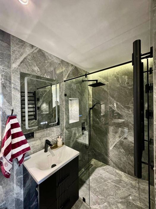 Продаётся квартира в Ул Афросиёб Ор Метро Ойбек