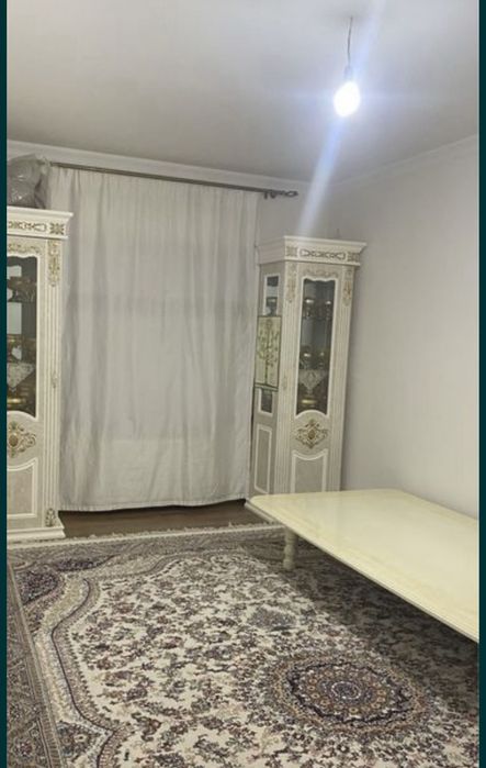 Zaryada 2 xonali kvartira sotiladi