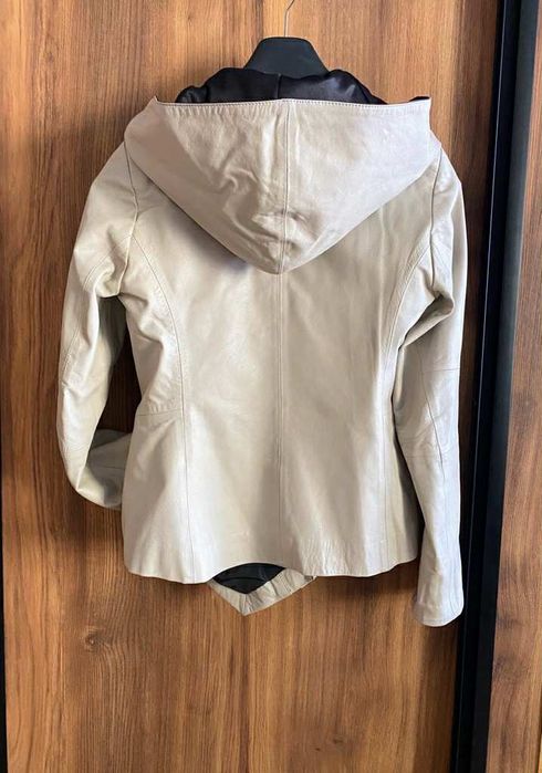 Дамски сака и якета от естествена кожа и дънково манто