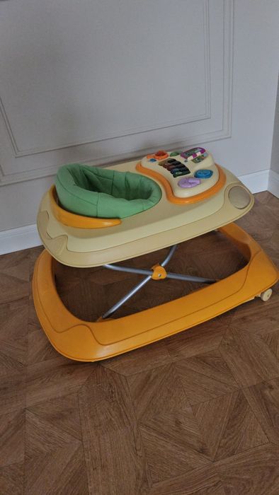Chicco ходунок в отличном состоянии