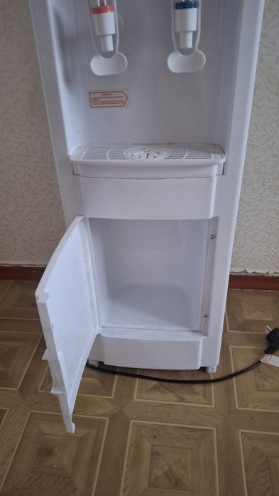 Кулер для.  воды