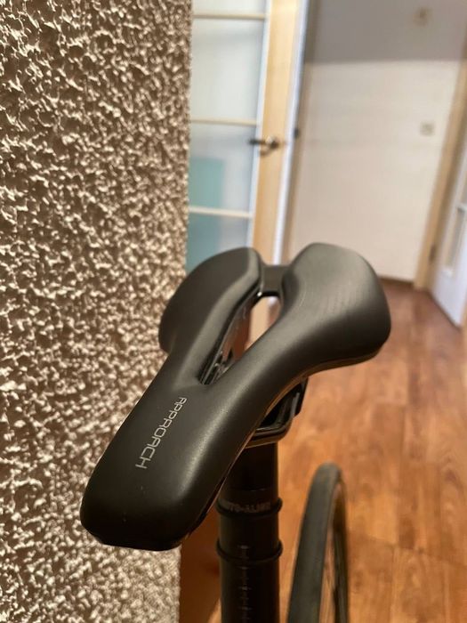 Шоссейный Велосипед GIANT CONTEND SL 2