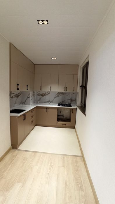 Срочно продаётся квартира своя 2/4/4 ц5  Киёт