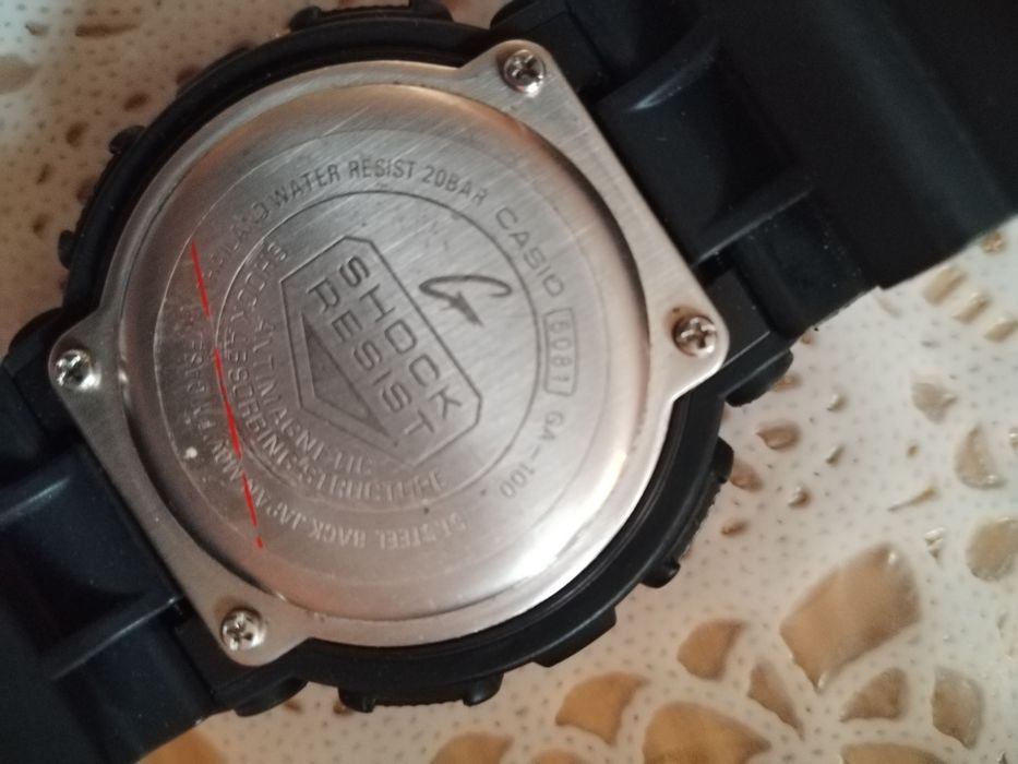 Часовник Casio нов