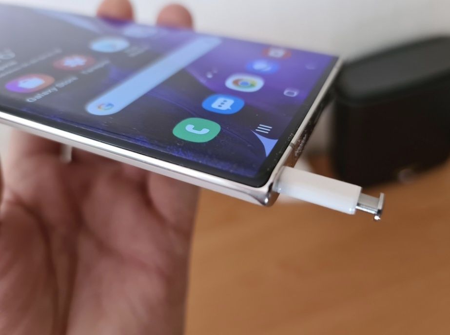 Samsung galaxy note 20 ultra бял чисто нов