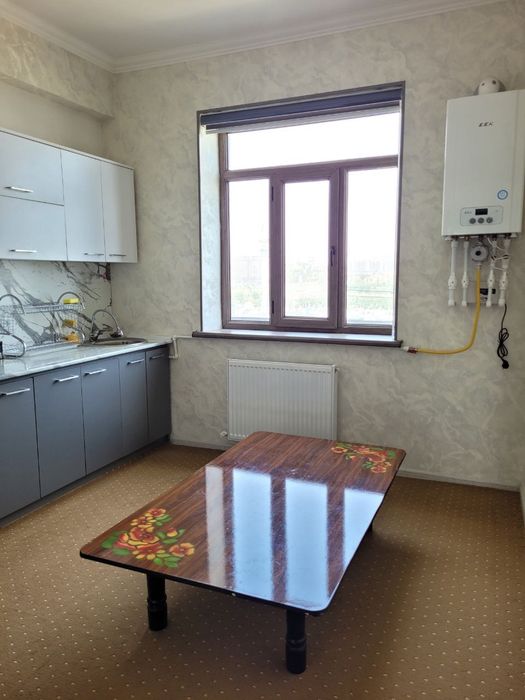 2 xonali kvartira sotiladi (ijaraga ham beriladi)