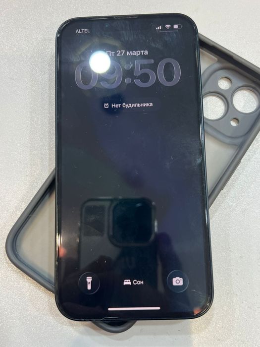 iPhone 13 в хорошем состоянии 100% АКБ