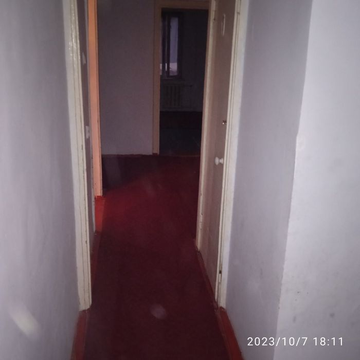 Тошкент вилояти Зангиота туманида 2 хонали квартира ижарага берилади.