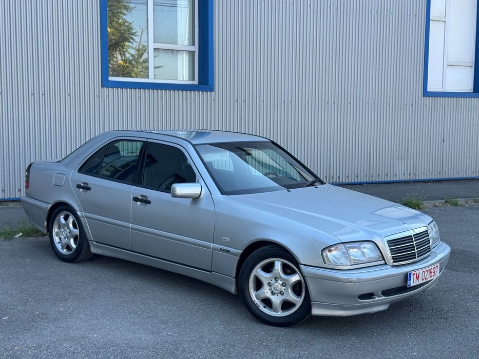 Mercedes C 220 CDI SPORT fara rugina (unic propietar )