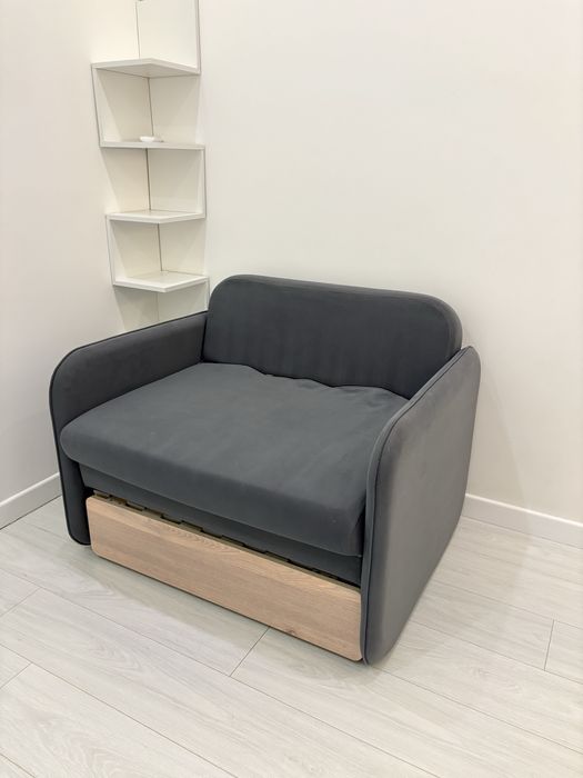 Продам кресло выдвижное