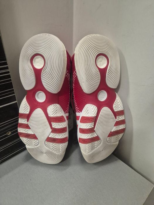 Баскетболни кецове, adidas Trae Young 2.0 H03845.