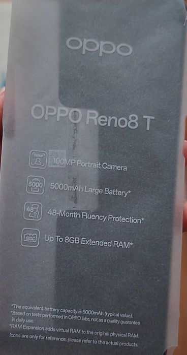телефон Oppo Reno8 T