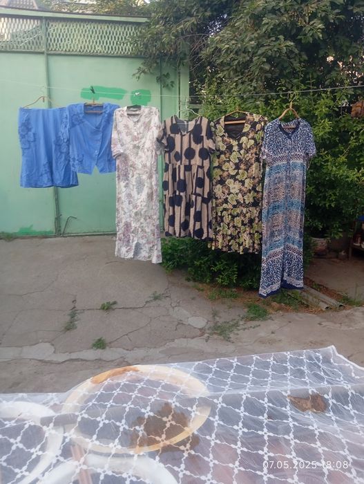 Женская одежда. Платья