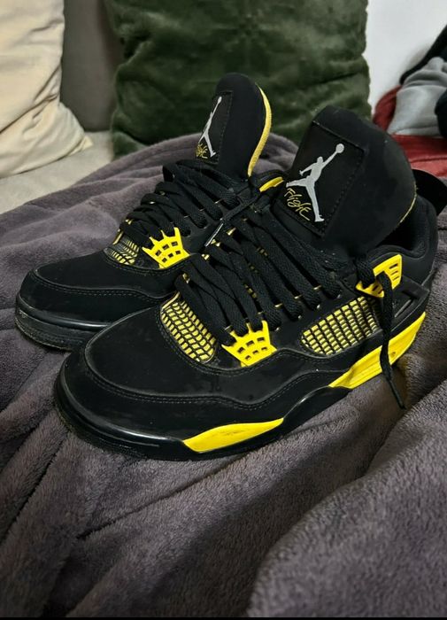 !jordan 4 yellow thunder!