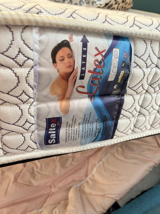 Saltea din latex