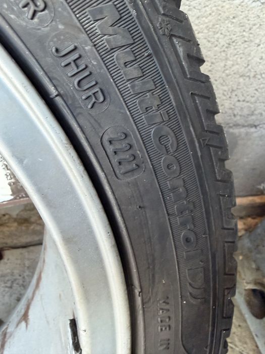Оригинални джанти Seat 5x112 17цола с гуми Всесезонни